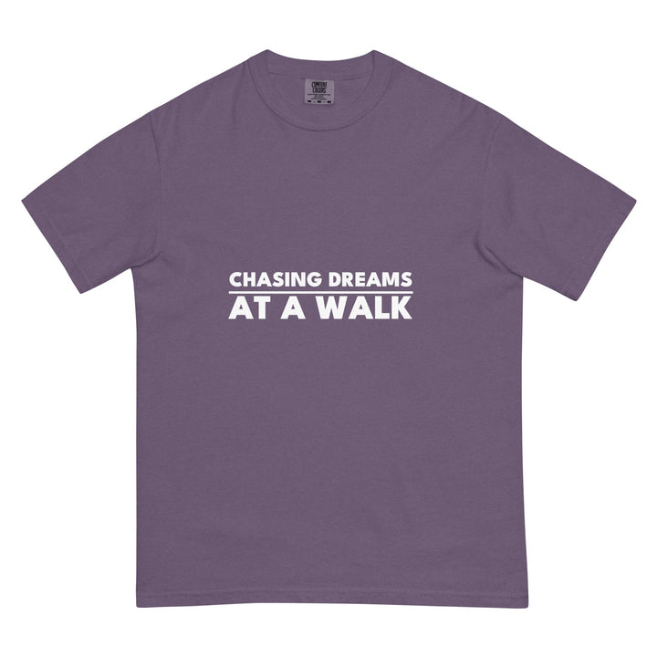 Chasing Dreams. At A Walk. T-Shirt - Casual Meltdown